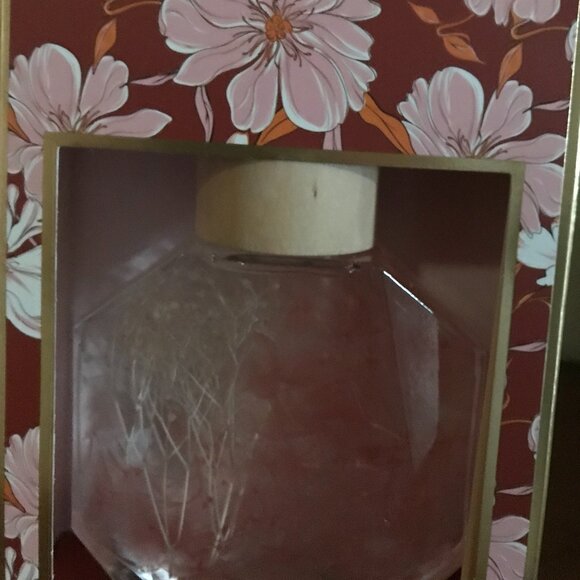CG Botanicals Japanese cherry blossom high fragrance diffuser. New in box - Picture 2 of 8
